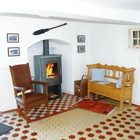 Apartment Mit Garten, Terrasse Und Grill